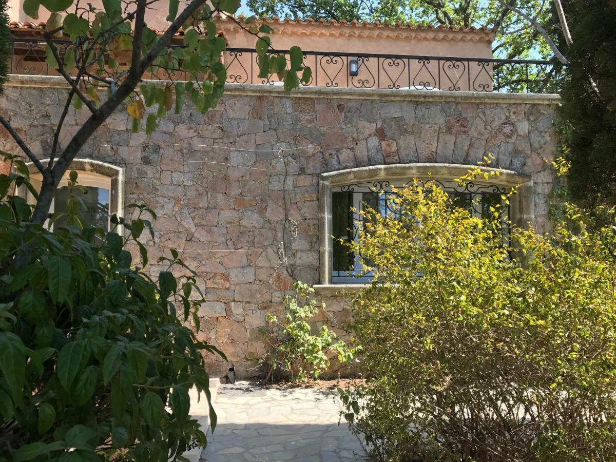 Le Nautile Villa Hyeres Exterior photo